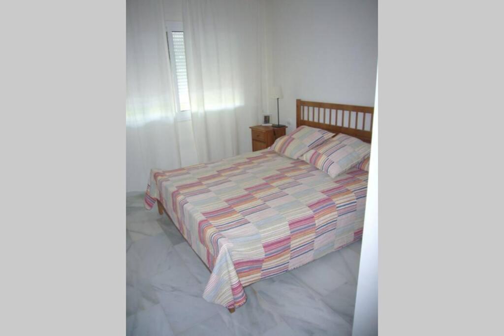 Apartamento En Playa Del Infante Rota Kültér fotó