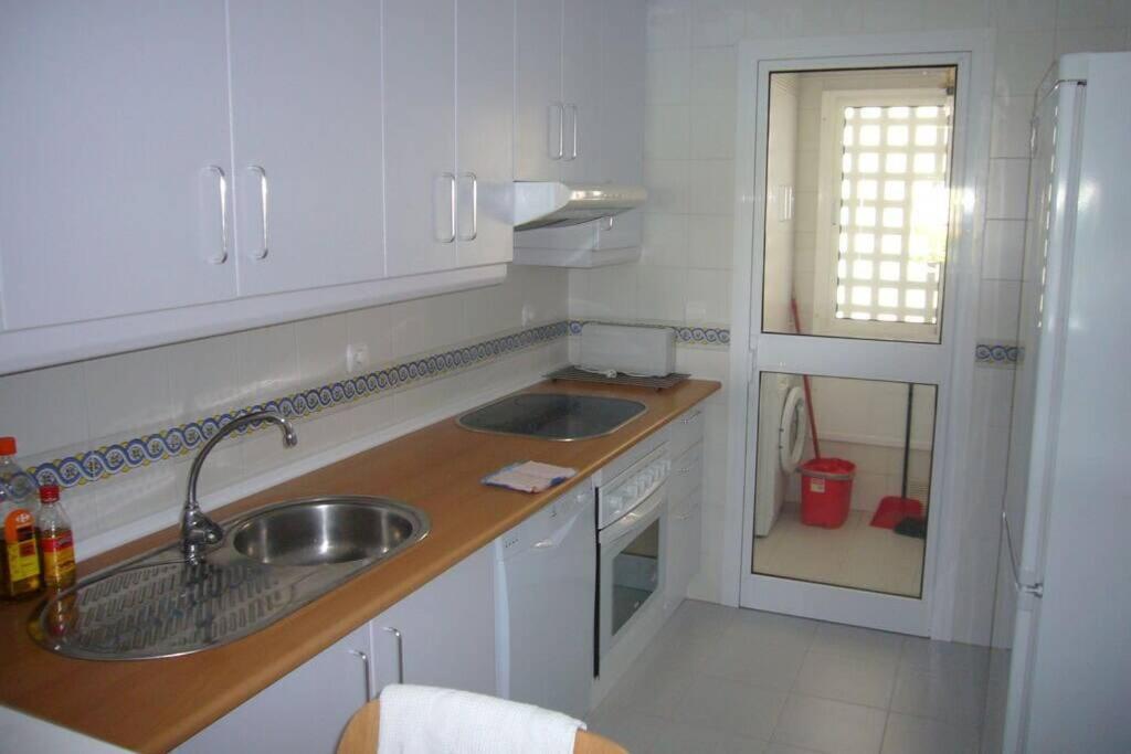 Apartamento En Playa Del Infante Rota Kültér fotó