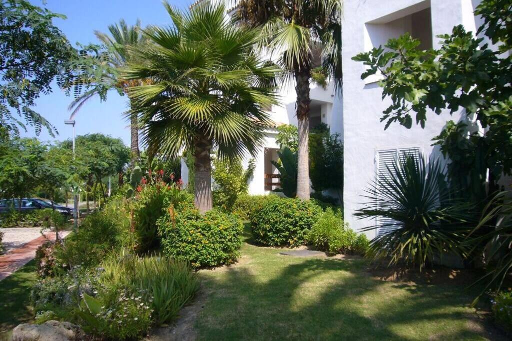 Apartamento En Playa Del Infante Rota Kültér fotó